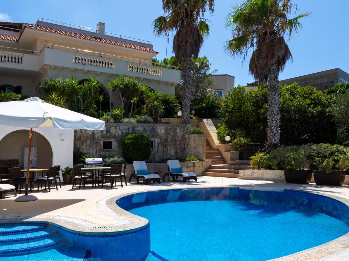 Villa Palma - Sunset Sea Views With Pool, Jacuzzi, Sauna And Games Room メーリッハ エクステリア 写真