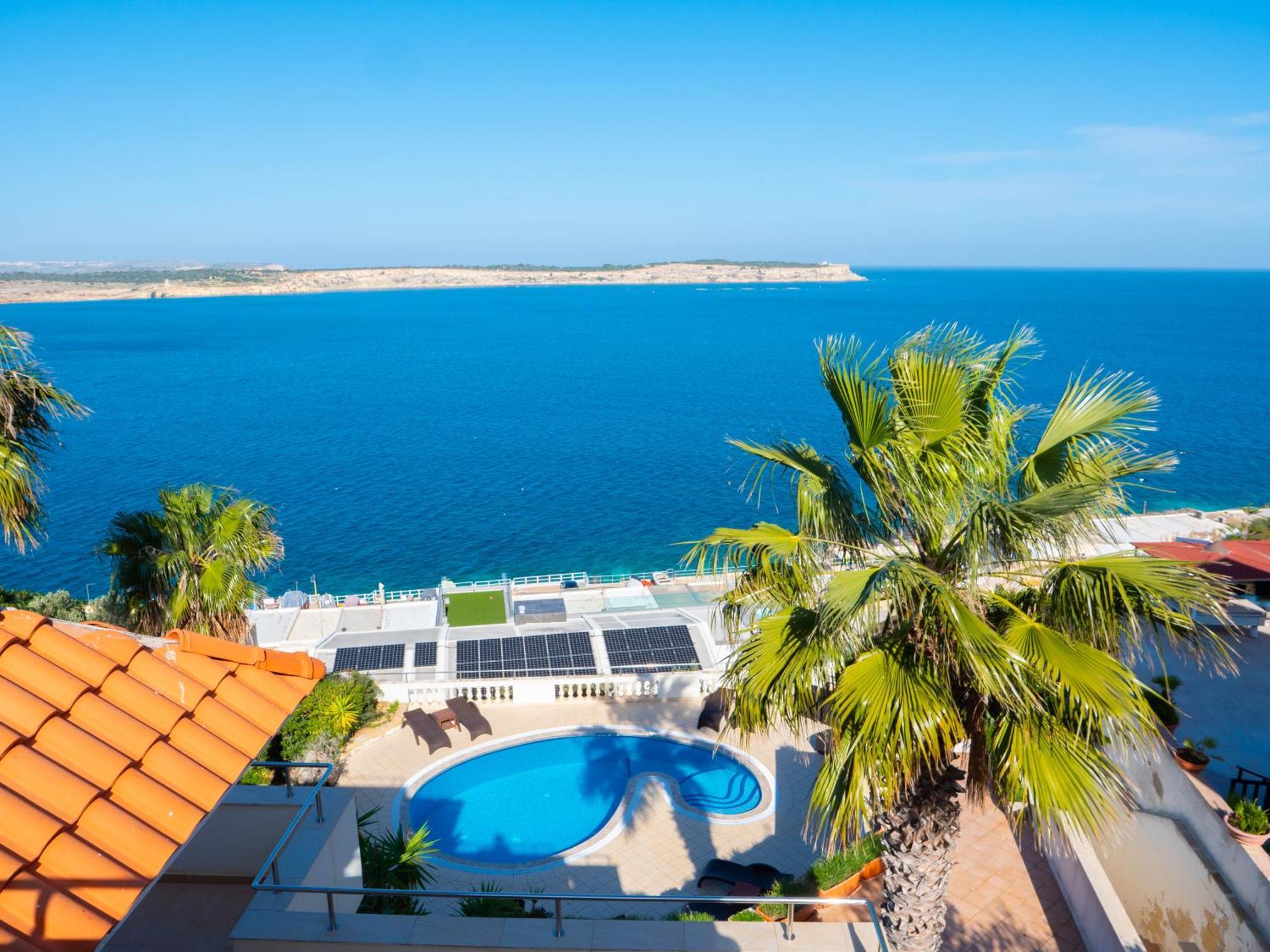 Villa Palma - Sunset Sea Views With Pool, Jacuzzi, Sauna And Games Room メーリッハ エクステリア 写真